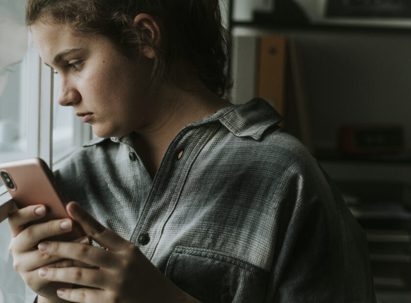Teen girl bullied through social media